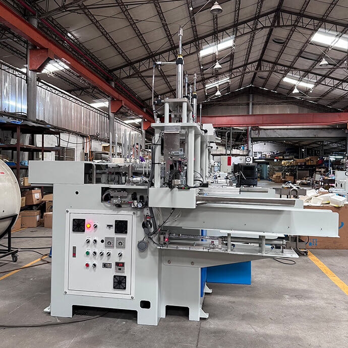 WS-3301/3302/3303 Disposable Paper Plate/Bowl Making Machine - Image 4